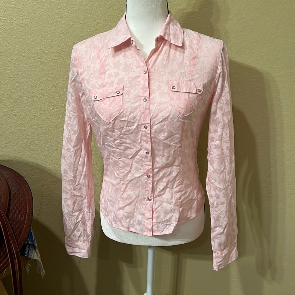 👚 LiLu brand women’s long sleeve pearl snap button shirt